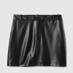 Gap Vegan Leather Mini Skirt
 Skirt Size 4